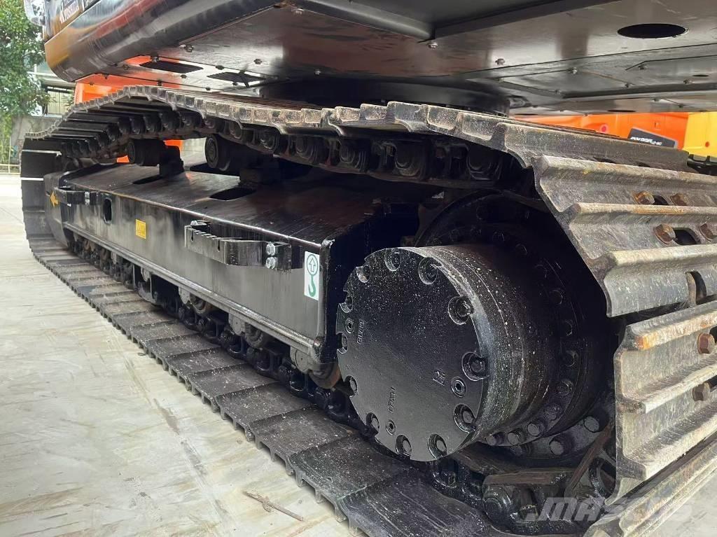 Hitachi zx200 Telakaivukoneet