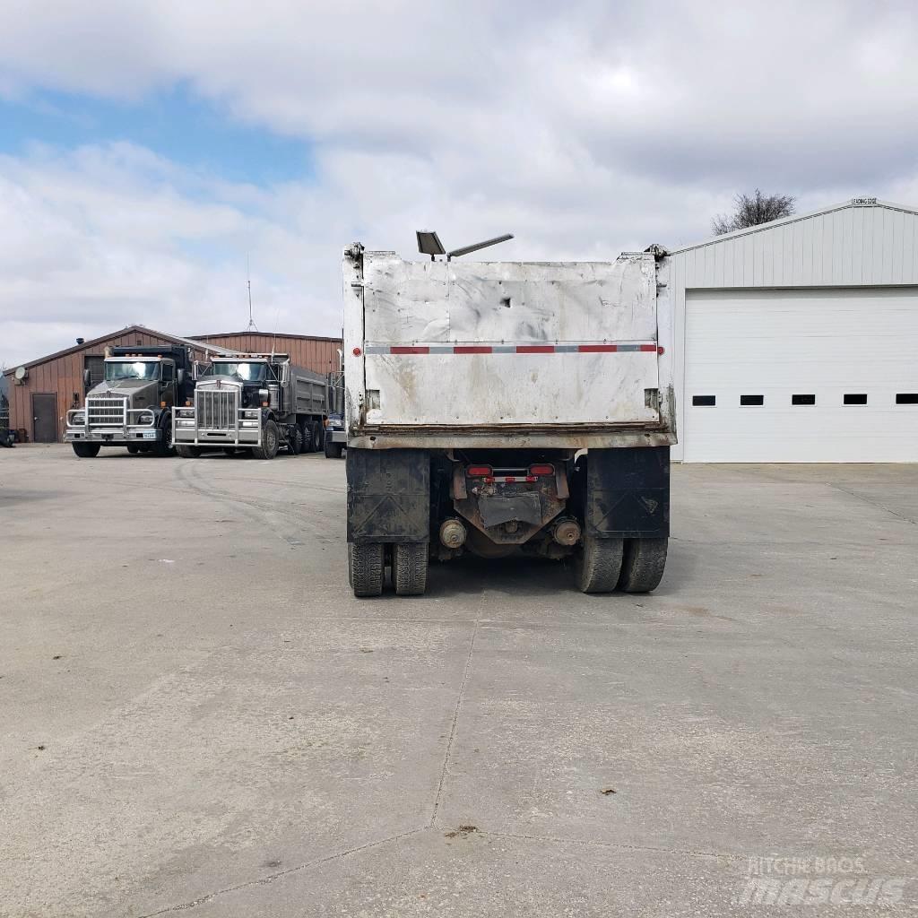 Ford L 9000 Sora- ja kippiautot
