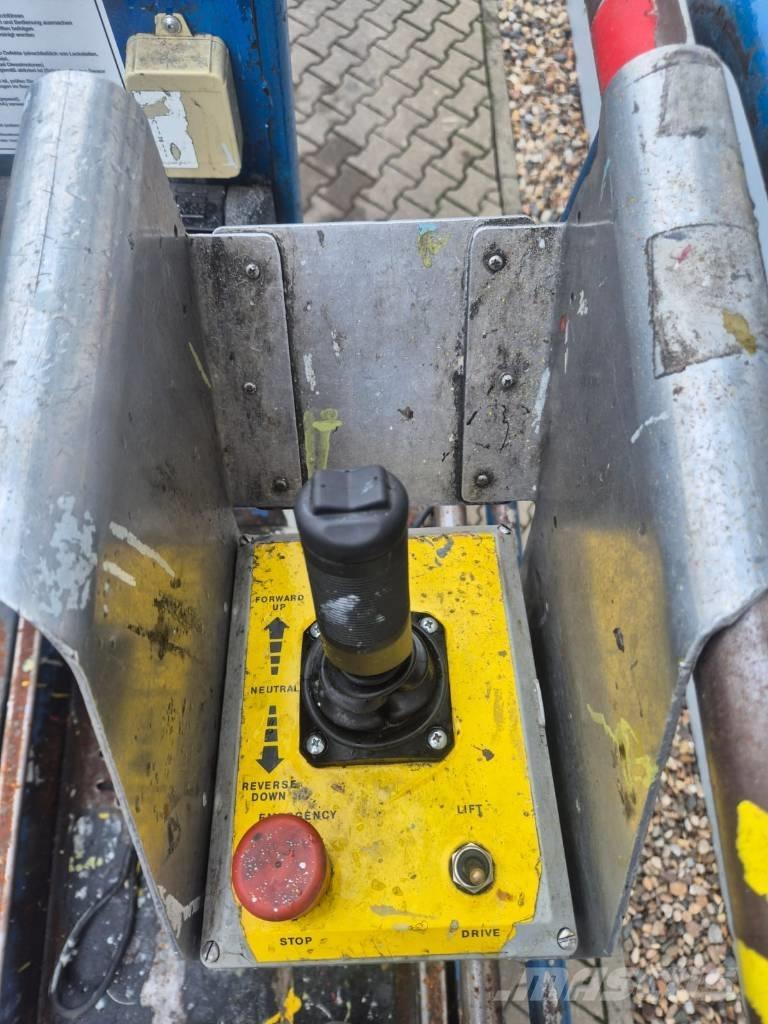 UpRight MX19 Saksilavat