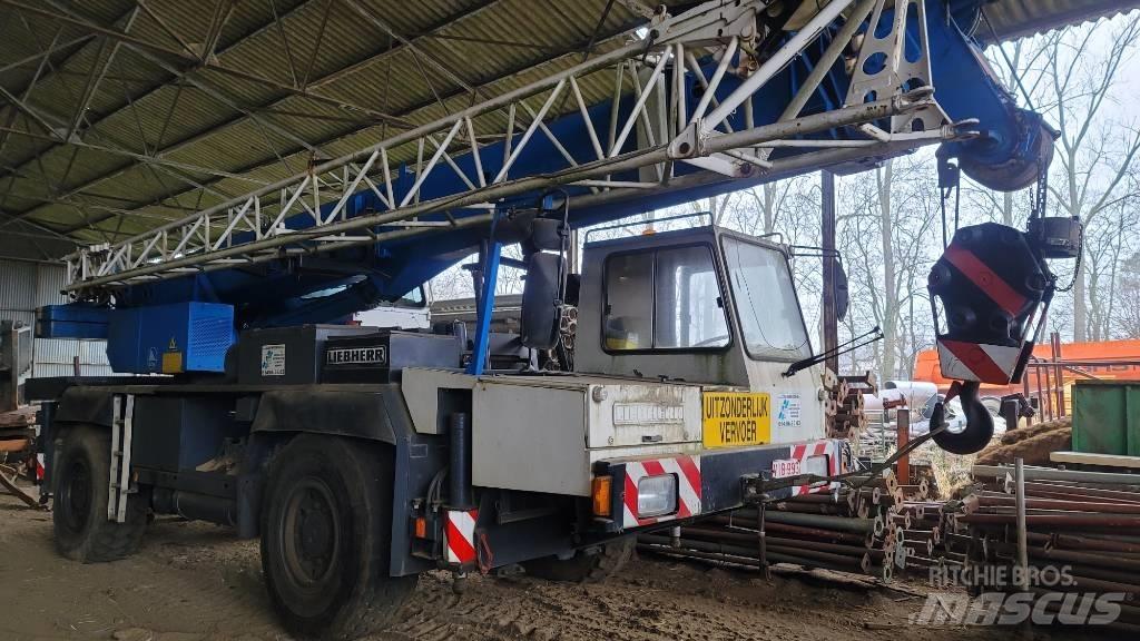 Liebherr LTM 1025 Mobiilinosturit