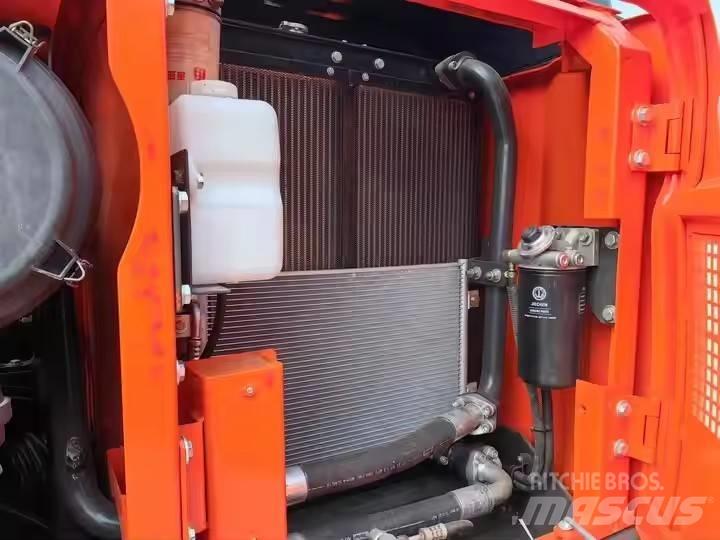 Doosan DX150 Midikaivukoneet 7t - 12t