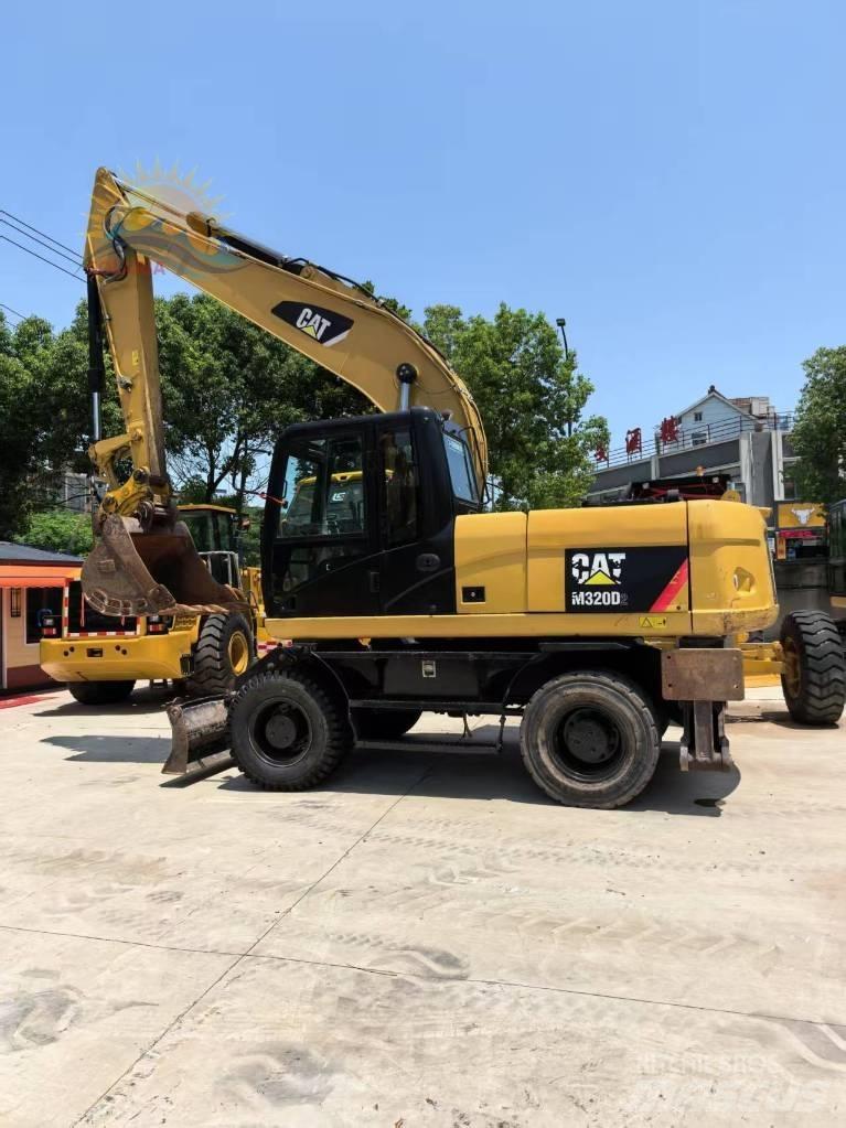 CAT M 315 D2 Pyöräkaivukoneet