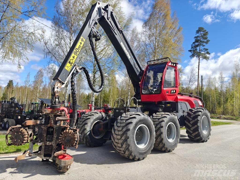 Komatsu 951 Harvesterit