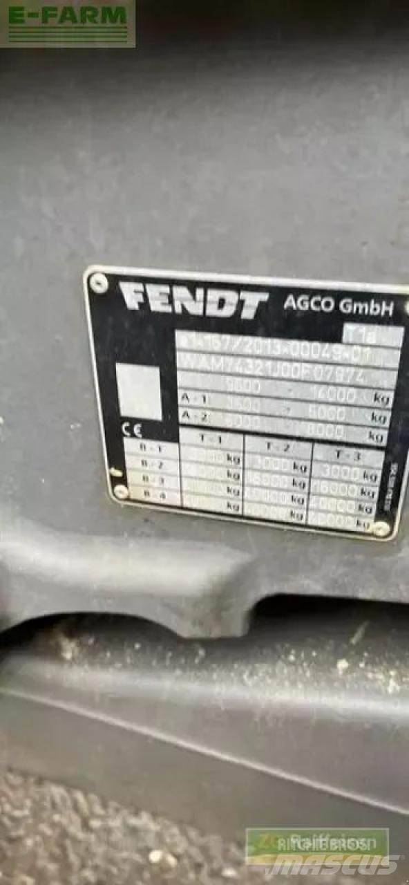 Fendt 724 vario Traktorit