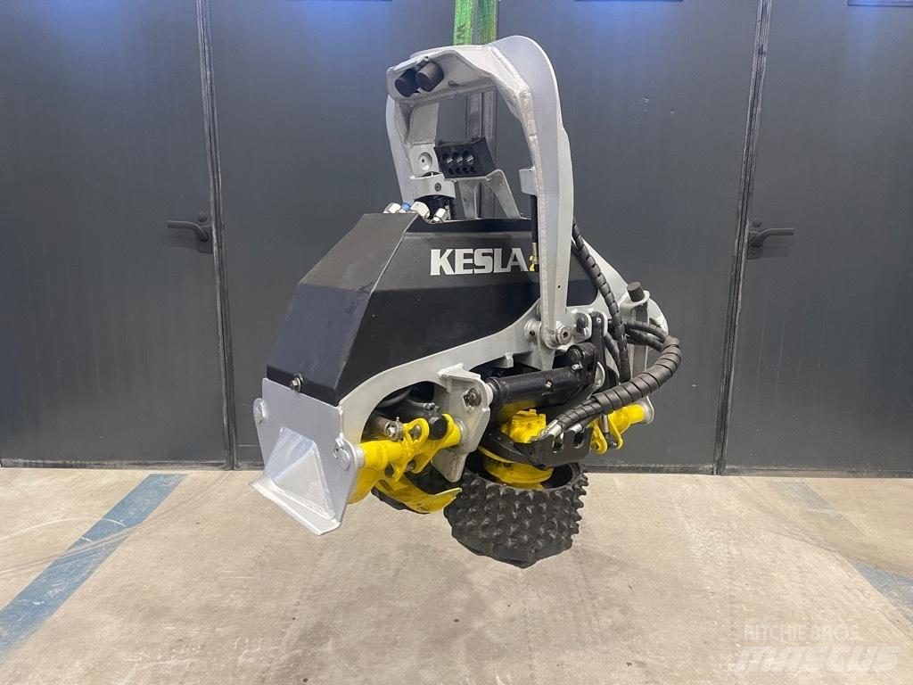 Kesla 20RH Harvesterit