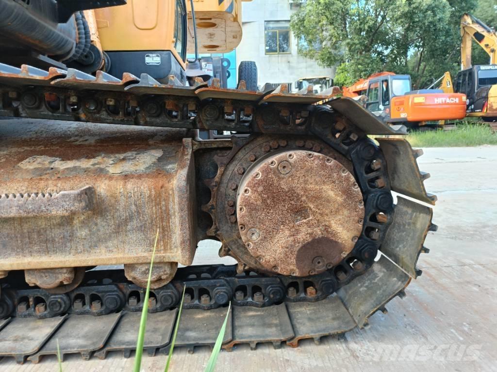 Hyundai R220LC-9 Telakaivukoneet
