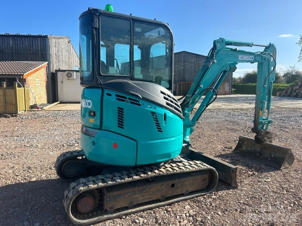 Kobelco SK 28 SR Minikaivukoneet < 7t
