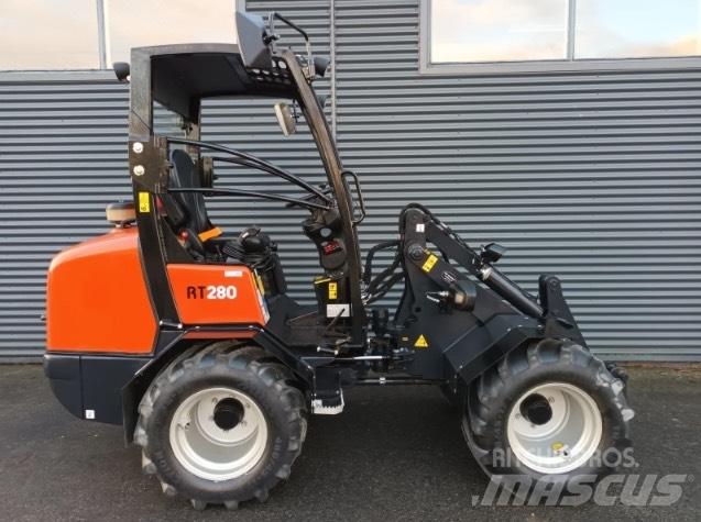 Kubota RT 280 Pienkuormaajat