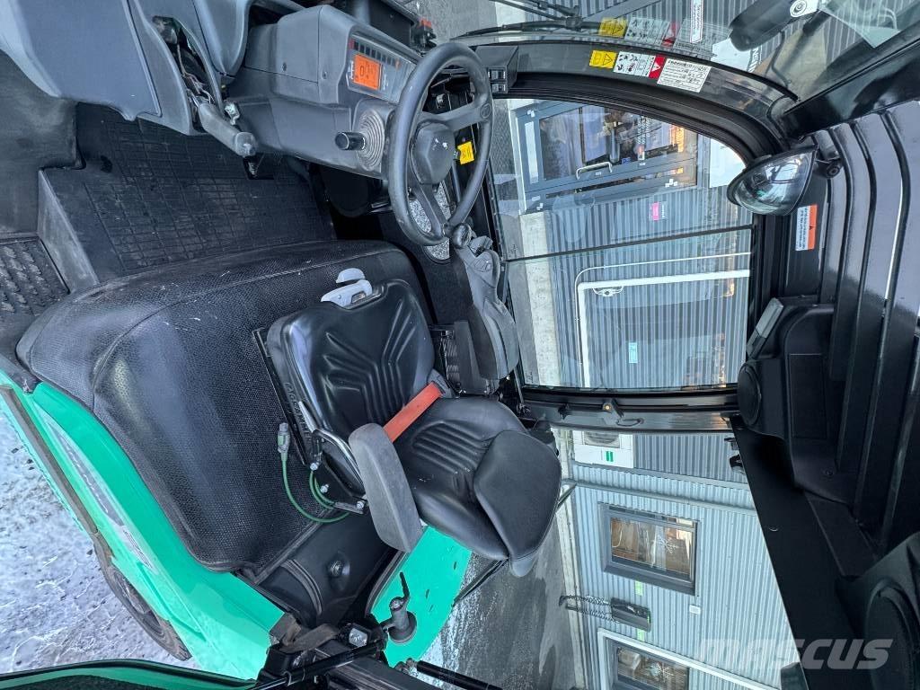 Mitsubishi FD25N3 Dieseltrukit