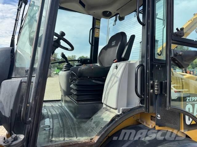 CAT 908 H Pyöräkuormaajat