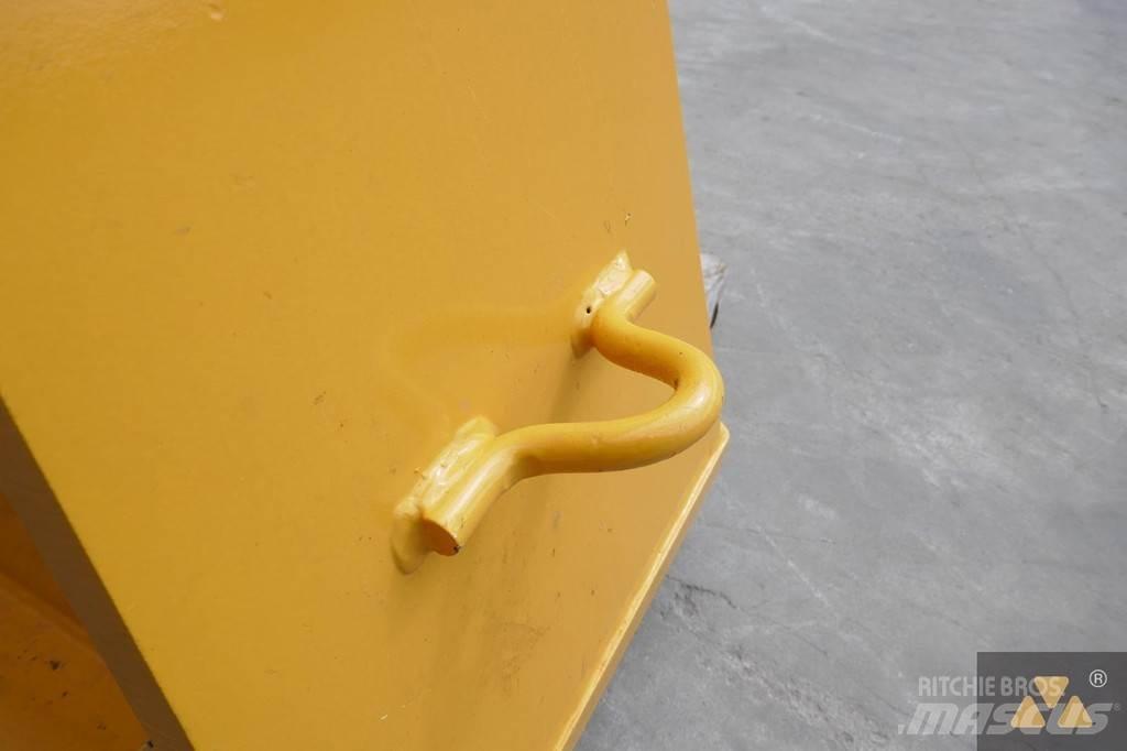 Volvo Push block Muut