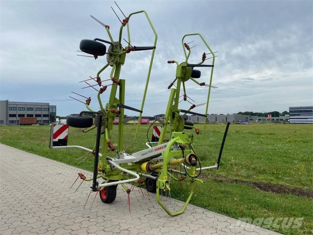 CLAAS VOLTO 700 Pöyhimet ja haravat
