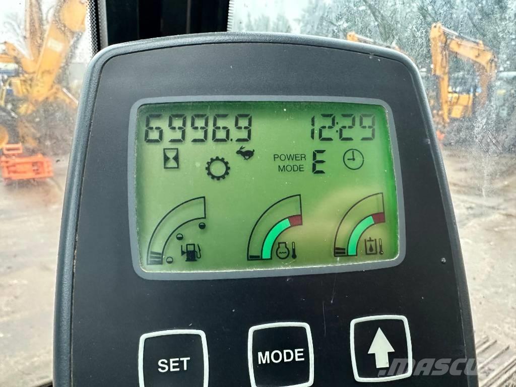 JCB JZ 255 LC Telakaivukoneet