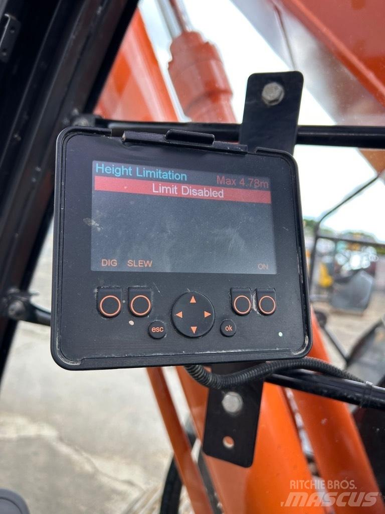 Hitachi ZX225 USLC-7 Telakaivukoneet