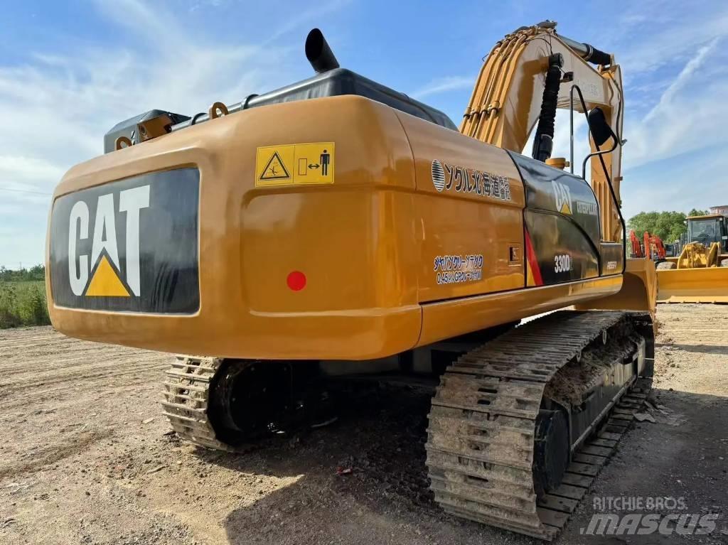 CAT 330 D2 Midikaivukoneet 7t - 12t