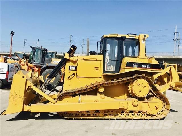CAT D 6 H Telaketjupuskutraktorit