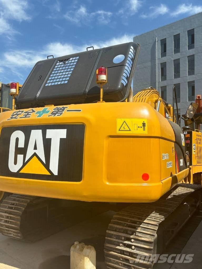 CAT 320D Telakaivukoneet