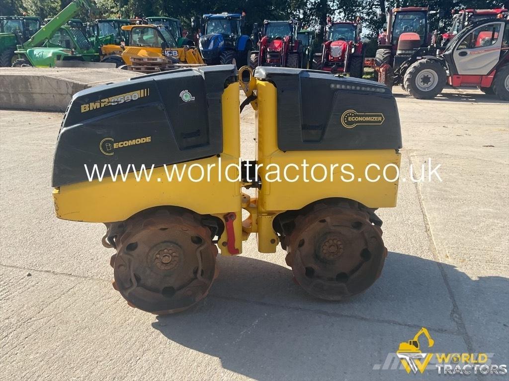 Bomag BMP 8500 Tärylevyt