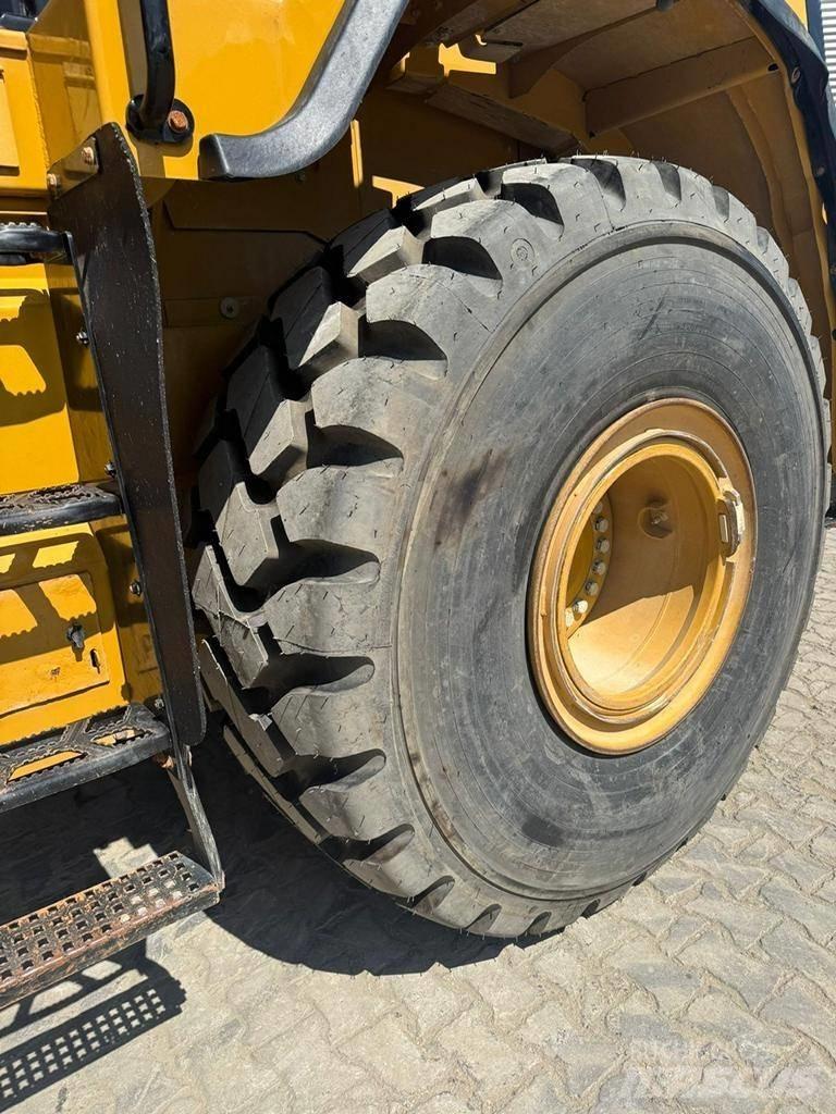 CAT 966 K Pyöräkuormaajat