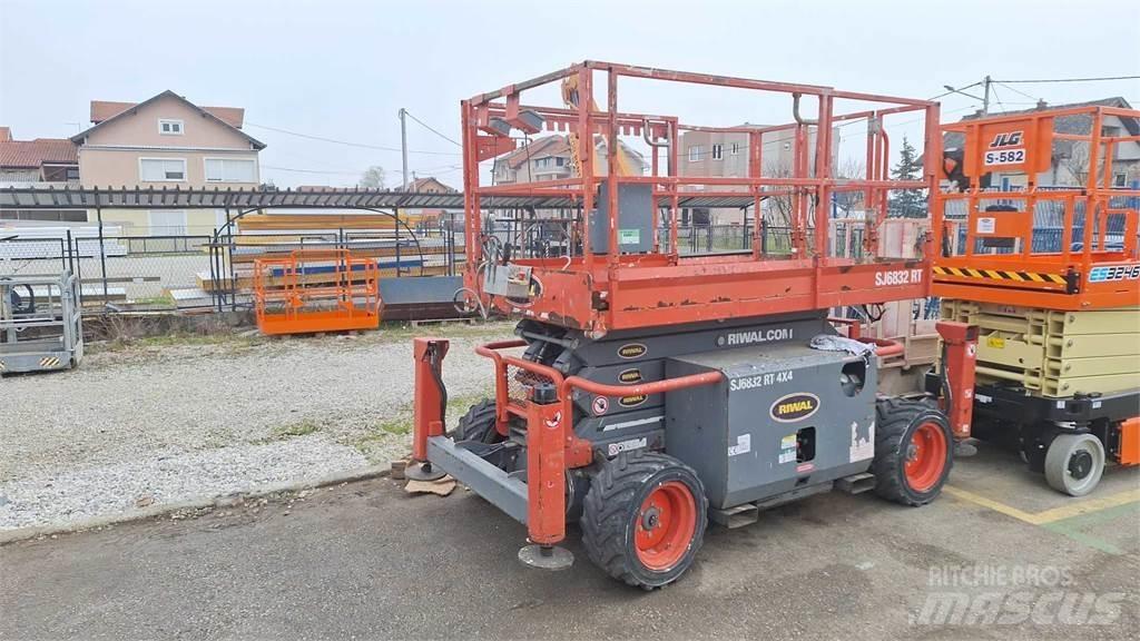 SkyJack SJ6832RTE Saksilavat