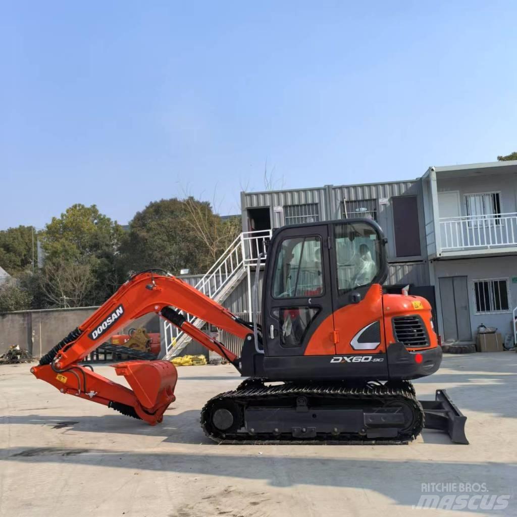 Doosan DX 60-9 C Telakaivukoneet