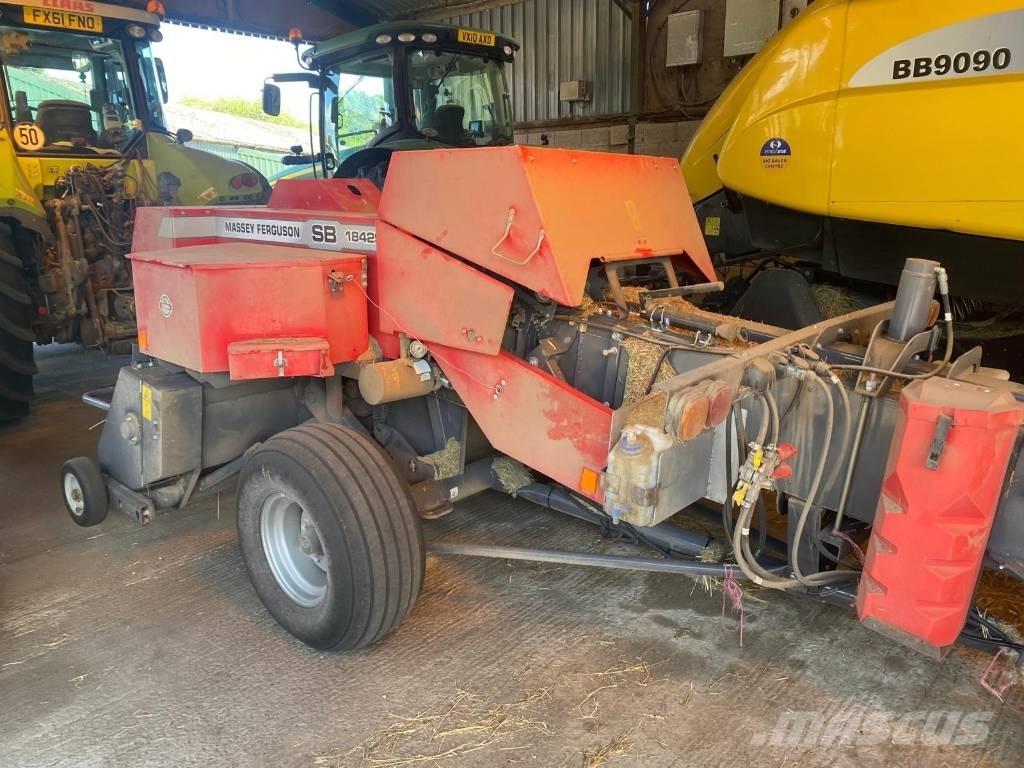 Massey Ferguson 1842 Kanttipaalaimet