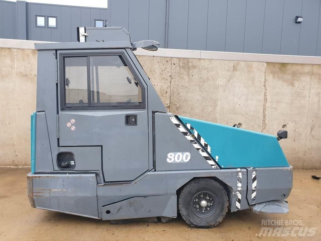 Tennant 800 Lakaisukoneet