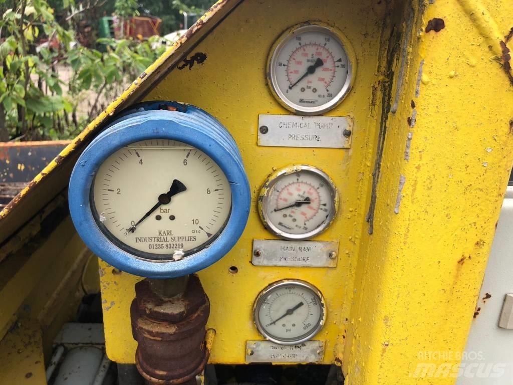  Jacon SV 618 Betonipumppuautot