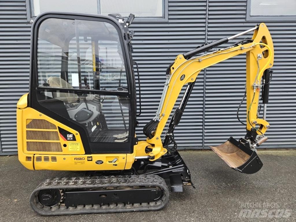 CAT 301.7 D Minikaivukoneet < 7t