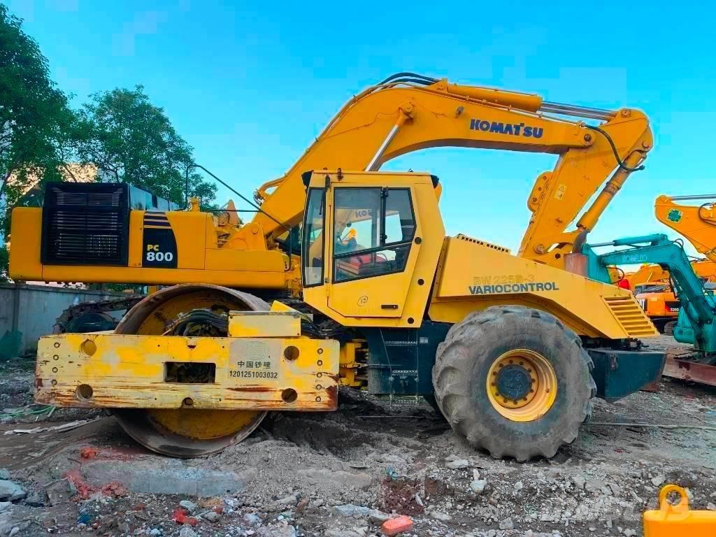 Bomag BW 225 D-3 Tandemjyrät