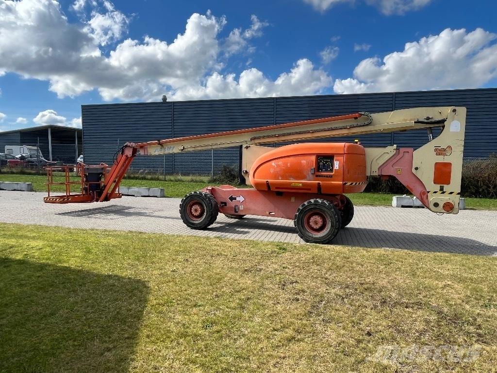 JLG 800 AJ Kuukulkijat