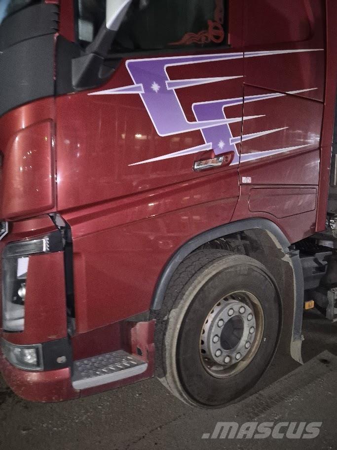Volvo FH16 8x4  750 Puuautot