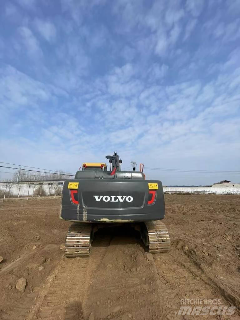 Volvo EC210D Telakaivukoneet