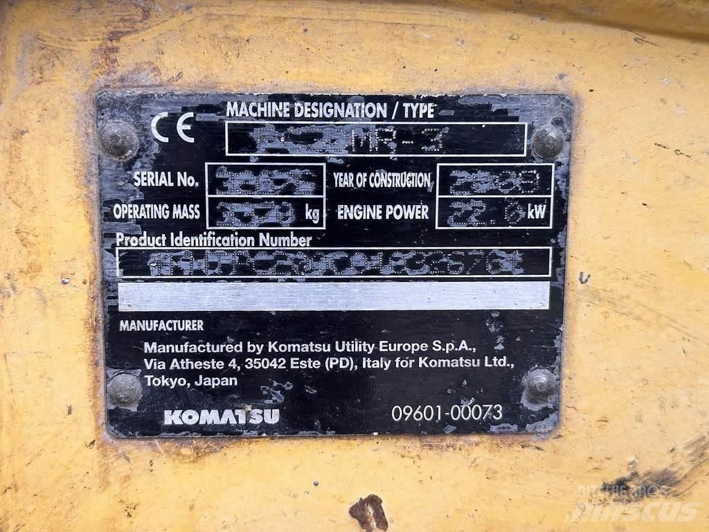 Komatsu PC30 Minikaivukoneet < 7t