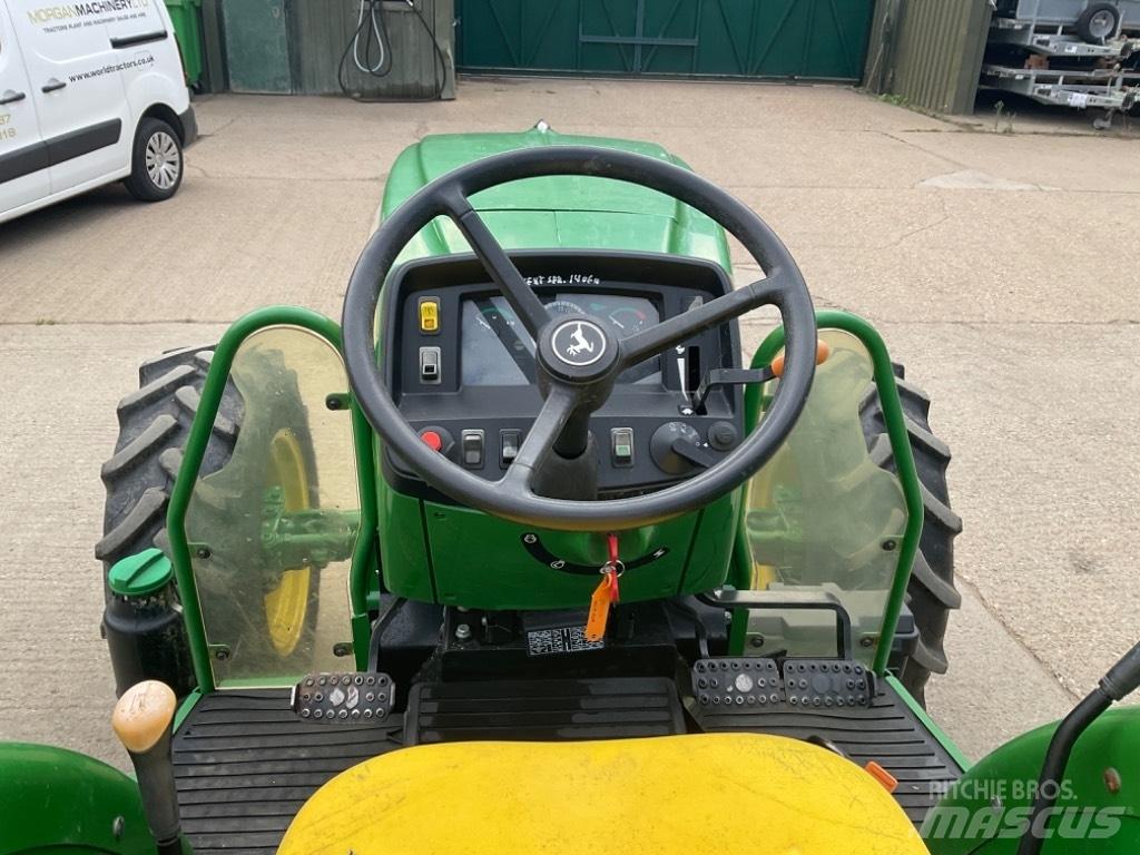 John Deere 5050E Traktorit