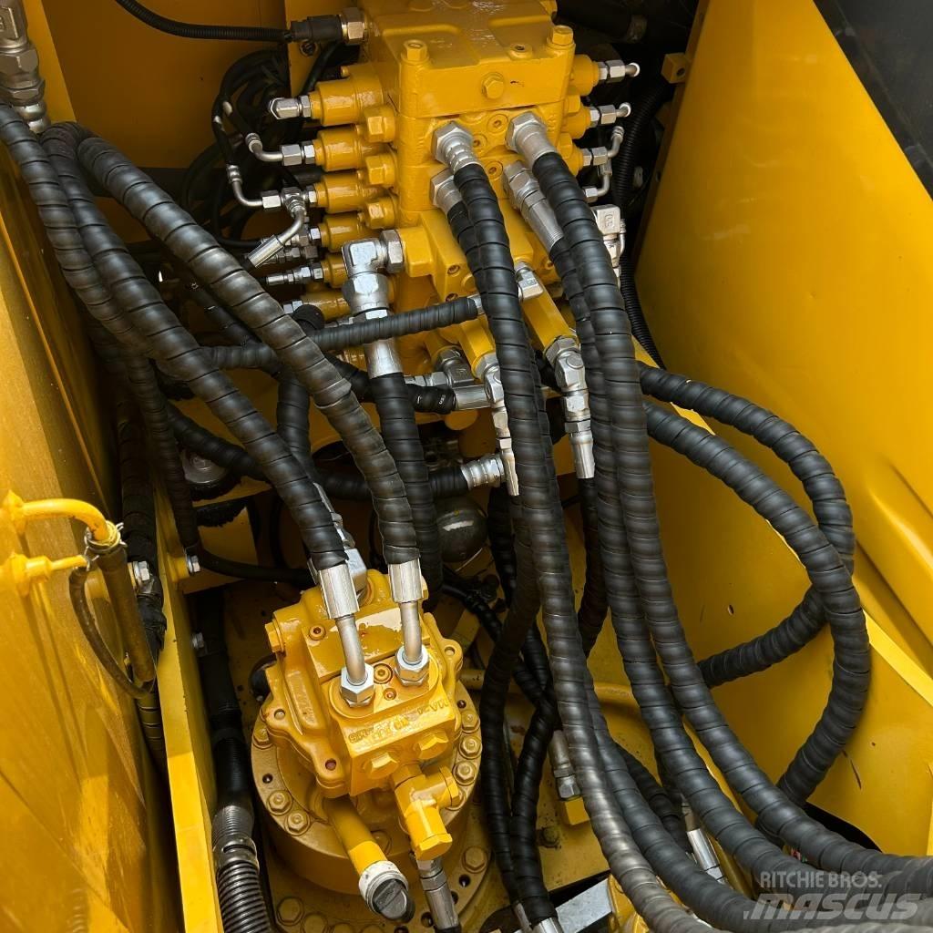Komatsu 110 Telakaivukoneet