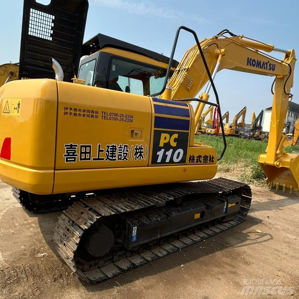 Komatsu 110 Telakaivukoneet
