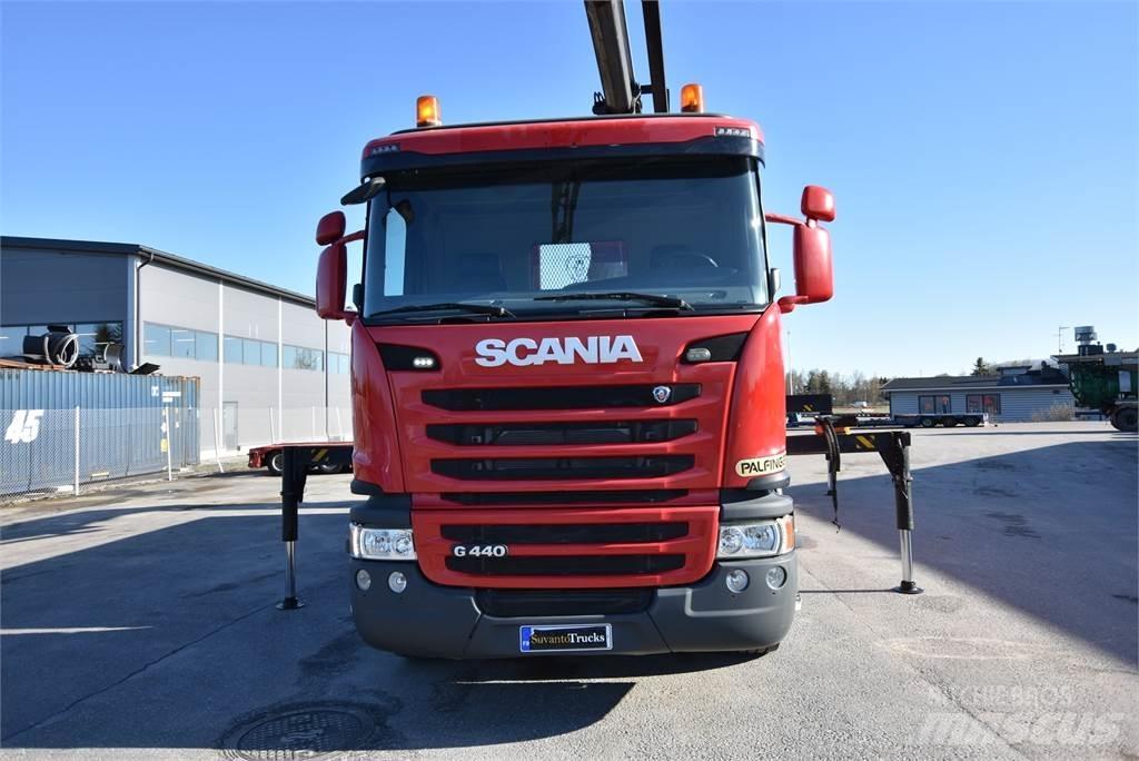 Scania G440 8X4 Nosturiautot