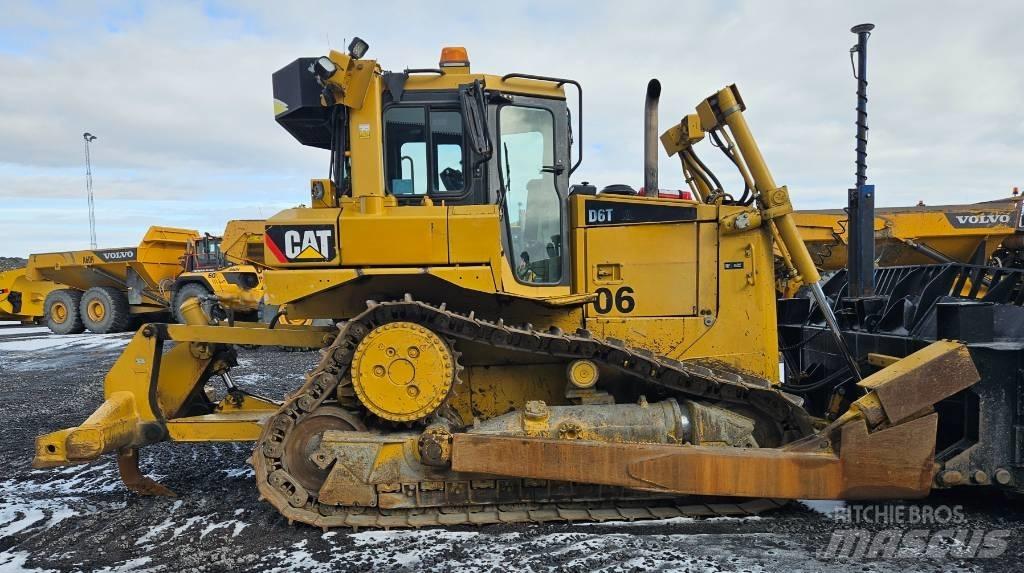 CAT D 6 T XL Telaketjupuskutraktorit