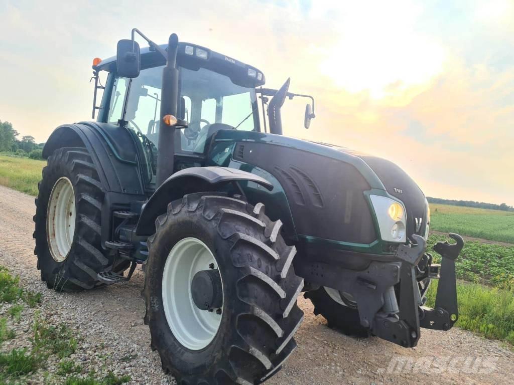Valtra T 173 HiTech Traktorit