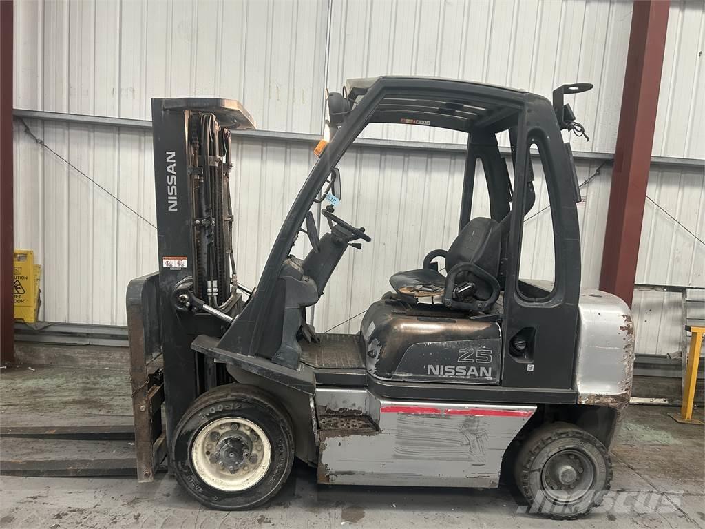 Nissan Y1D2A25Q Dieseltrukit