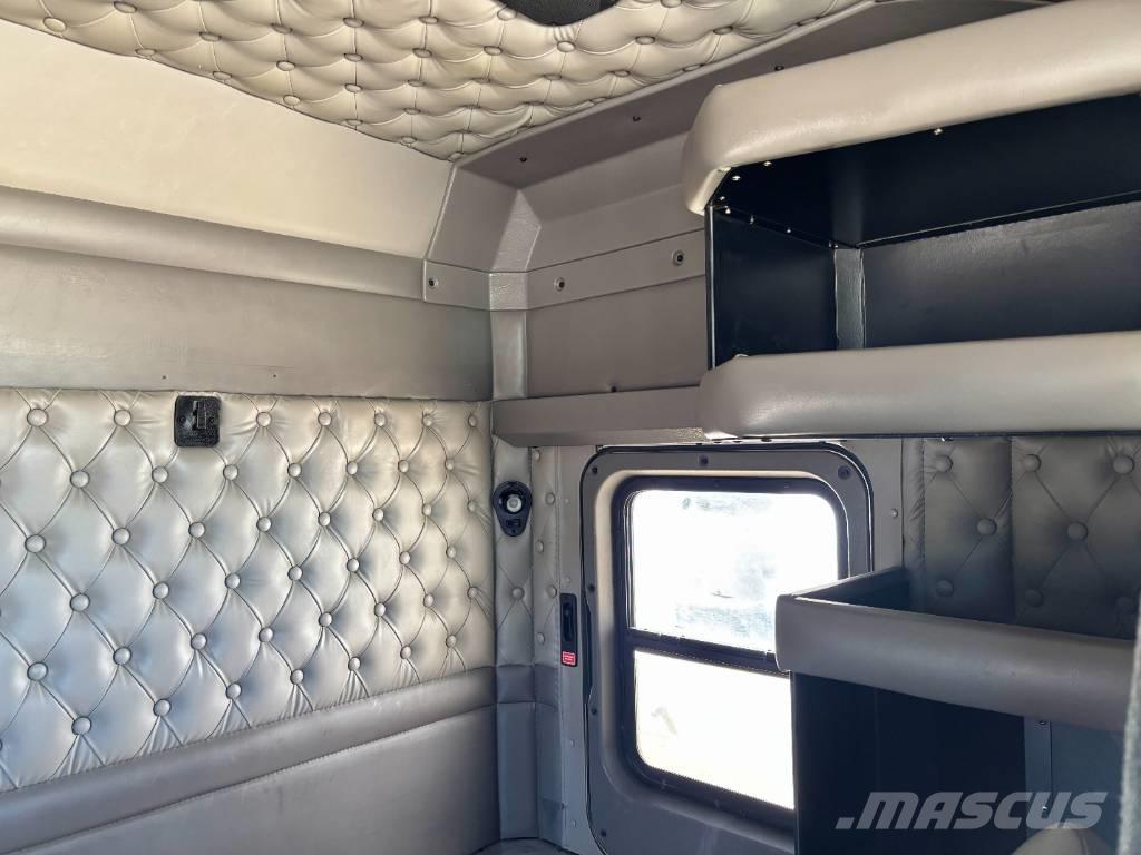 Kenworth T800 Vetopöytäautot