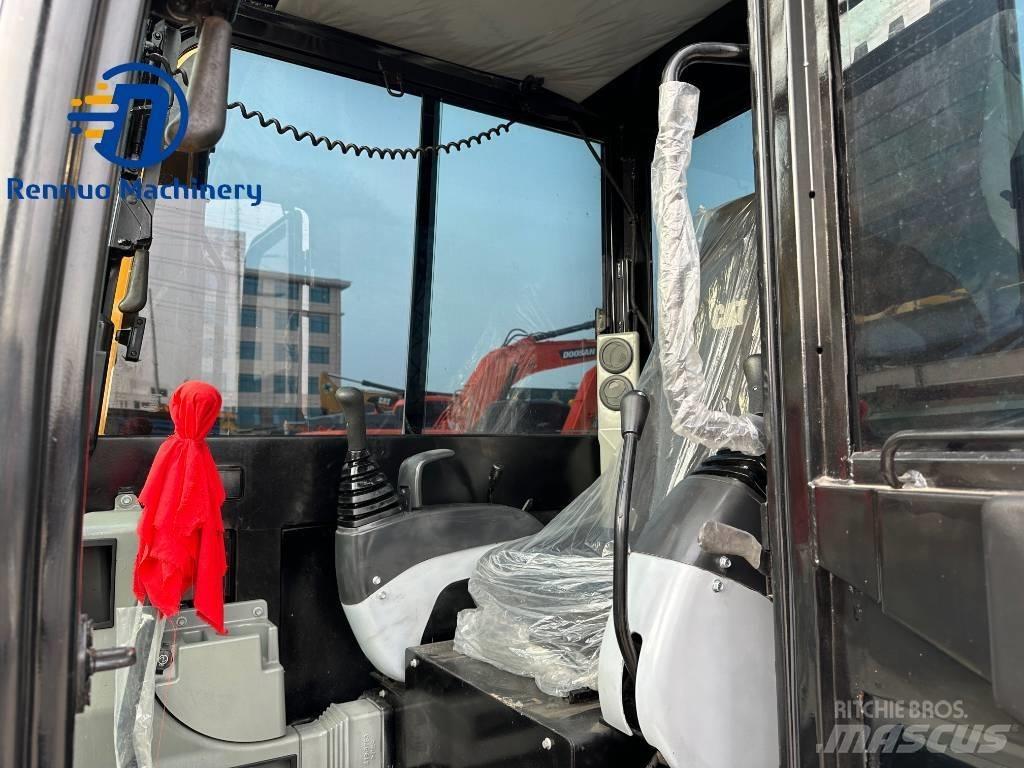 CAT 306E with rubber Minikaivukoneet < 7t