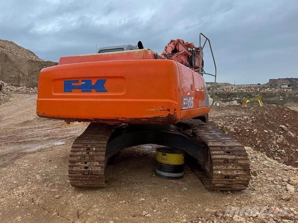 Fiat KOBELCO E305 Erikoiskaivinkoneet