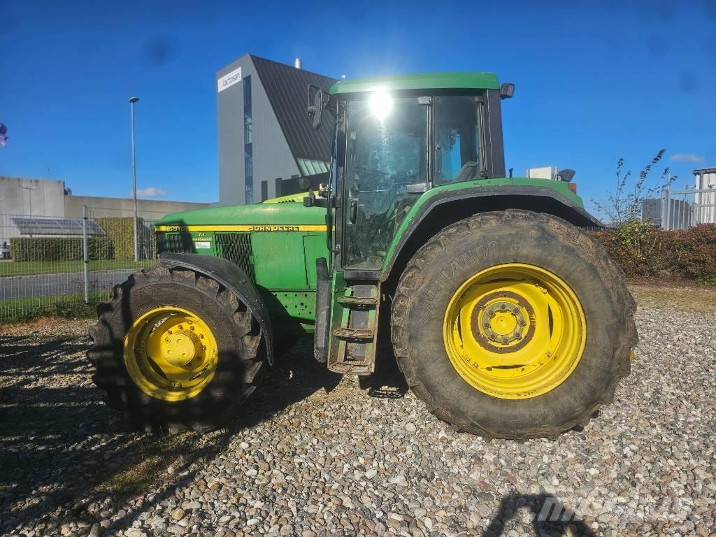 John Deere 6910 Traktorit