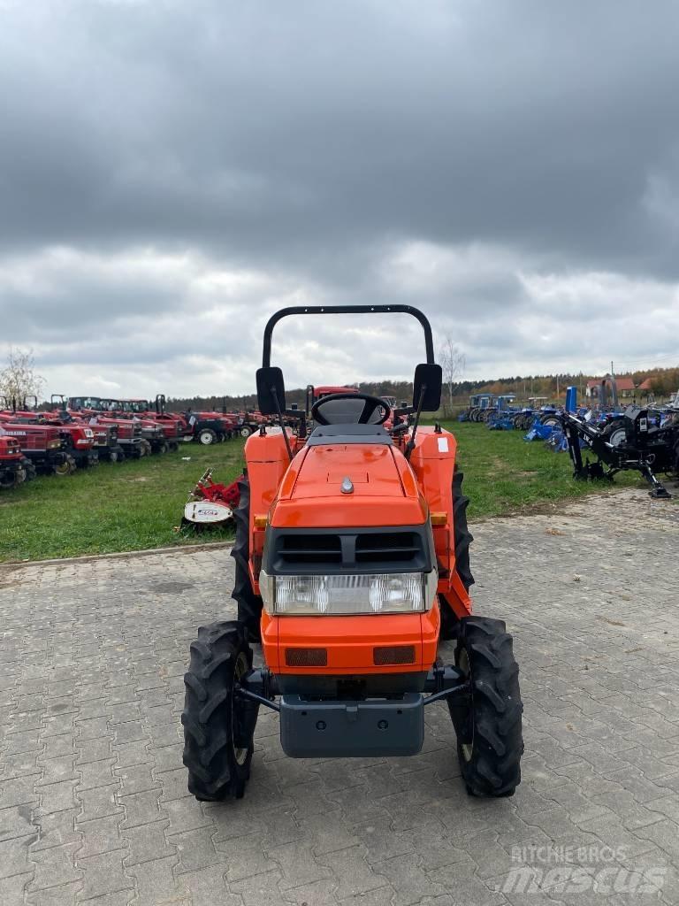 Kubota GL 240 Taajamatraktorit