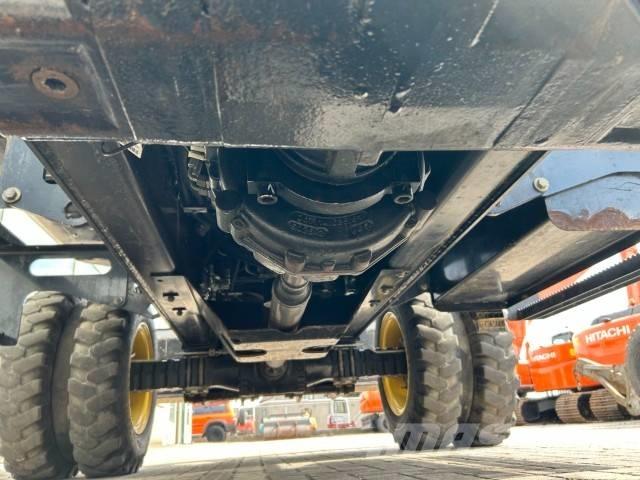 Yanmar TW110W Pyöräkaivukoneet