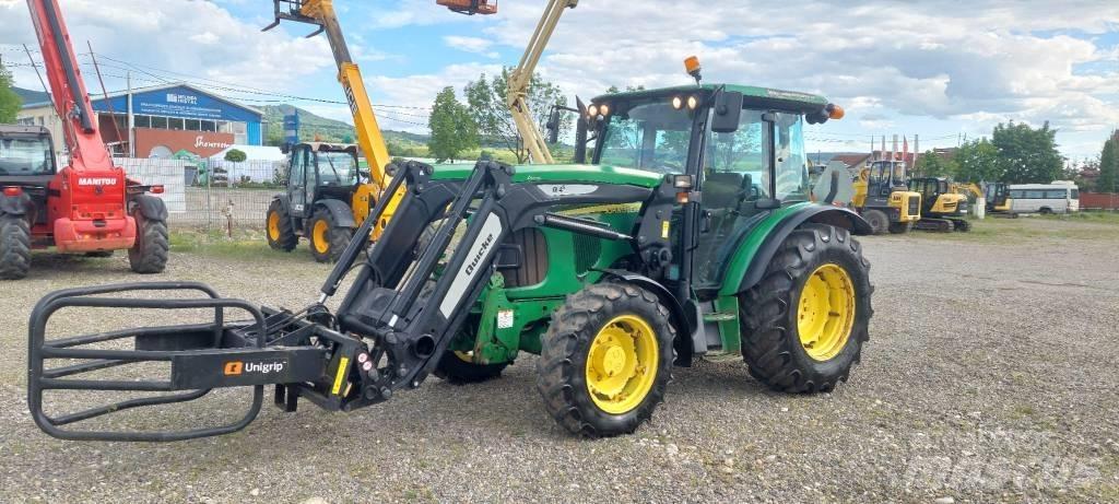 John Deere 5620 Traktorit