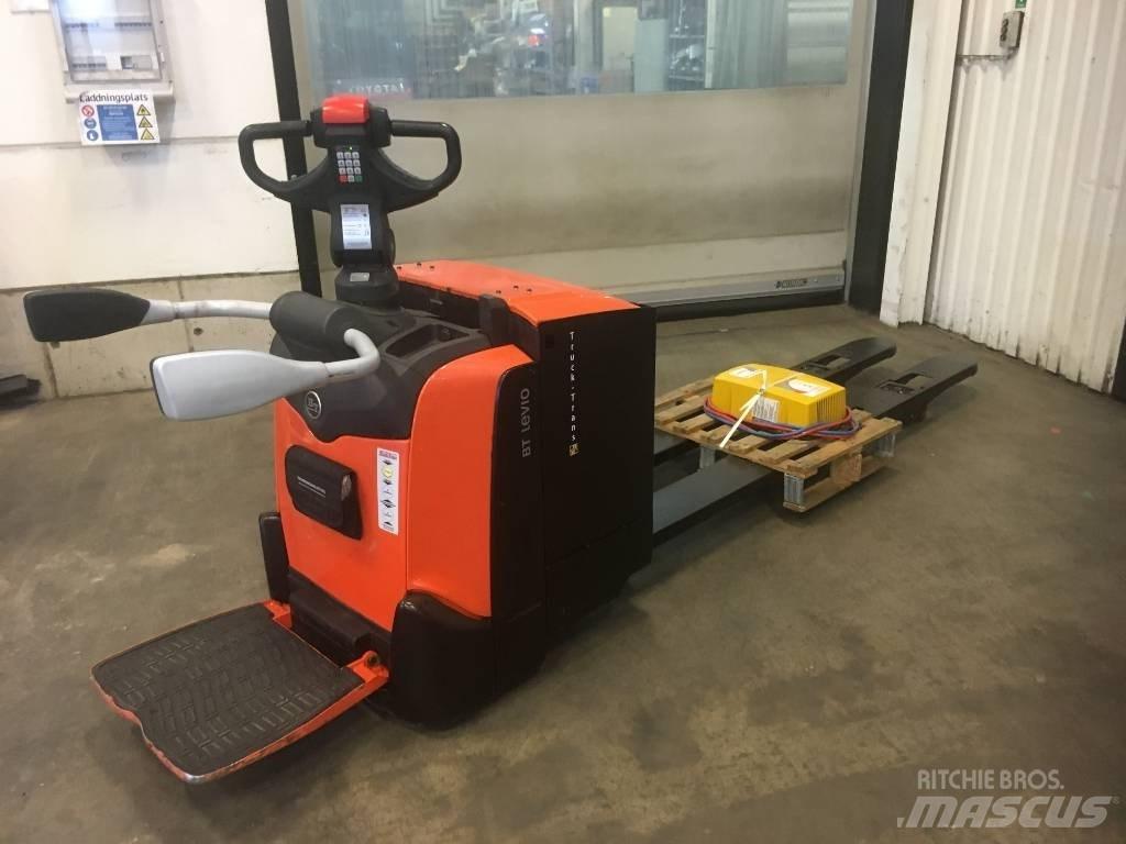 Toyota LPE250 Lavansiirtotrukit ajotasolla
