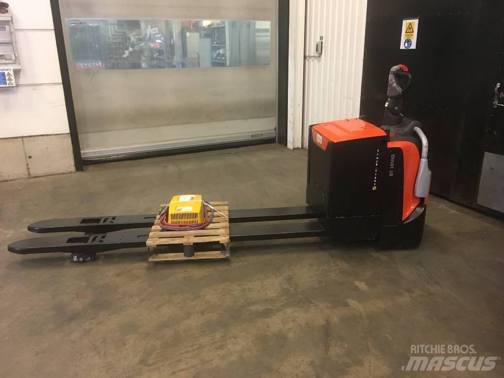 Toyota LPE250 Lavansiirtotrukit ajotasolla